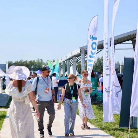 Выставку «Агроволга-2025» посетили свыше 13000 человек из 28 стран мира и 81 региона России Выставку «Агроволга-2025» посетили свыше 13000 человек из 28 стран мира и 81 региона России