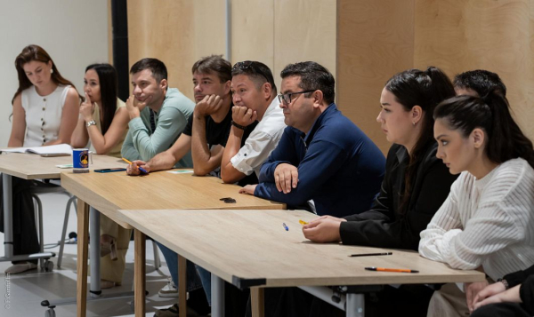 В театре Камала прошла читка будущего спектакля "Справкалы җинаятьче" (ФОТО) В театре Камала прошла читка будущего спектакля "Справкалы җинаятьче" (ФОТО)