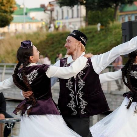 Вечер проекта «Хәрәкәттә – бәрәкәт» посвятят парным танцам Вечер проекта «Хәрәкәттә – бәрәкәт» посвятят парным танцам