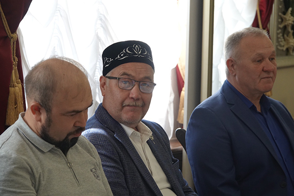 В театре Тинчурина почтили память Хаджар Шакуровой (ФОТО)