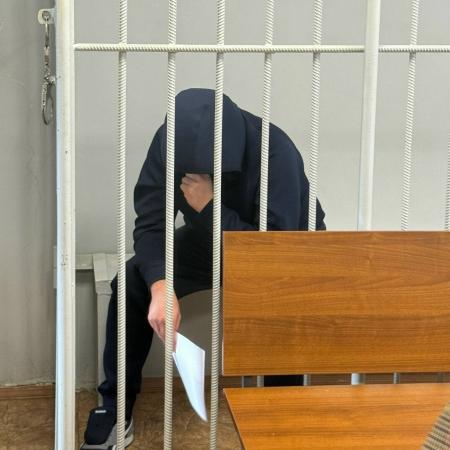 Главврача наркодиспансера Челнов отправили под домашний арест Главврача наркодиспансера Челнов отправили под домашний арест