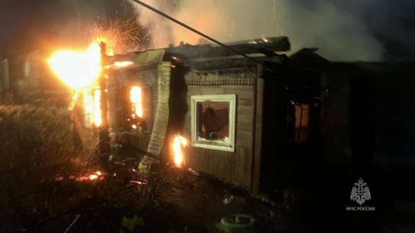 В Башкирии многодетная семья осталась без дома В Башкирии многодетная семья осталась без дома