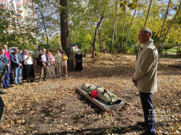 &laquo;Ее дело должно быть продолжено&raquo;: в Казани простились с Флерой Ганиевой (ФОТО)