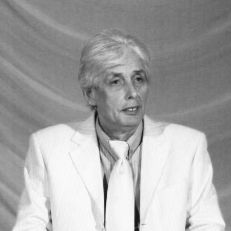 Скончался музыкант, заслуженный артист Татарстана Каримулла Габидуллин Скончался музыкант, заслуженный артист Татарстана Каримулла Габидуллин