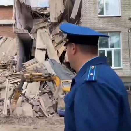 Во Владивостоке обрушилось здание колледжа (ВИДЕО) Во Владивостоке обрушилось здание колледжа (ВИДЕО)